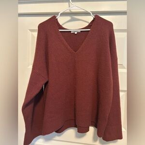 Madewell V-Neck Sweater in Maroon / deep wine